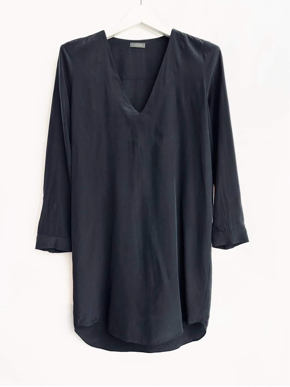 🔻Firm💲 Abrand SILK Black V-Neck Long Sleeve Tunic dress